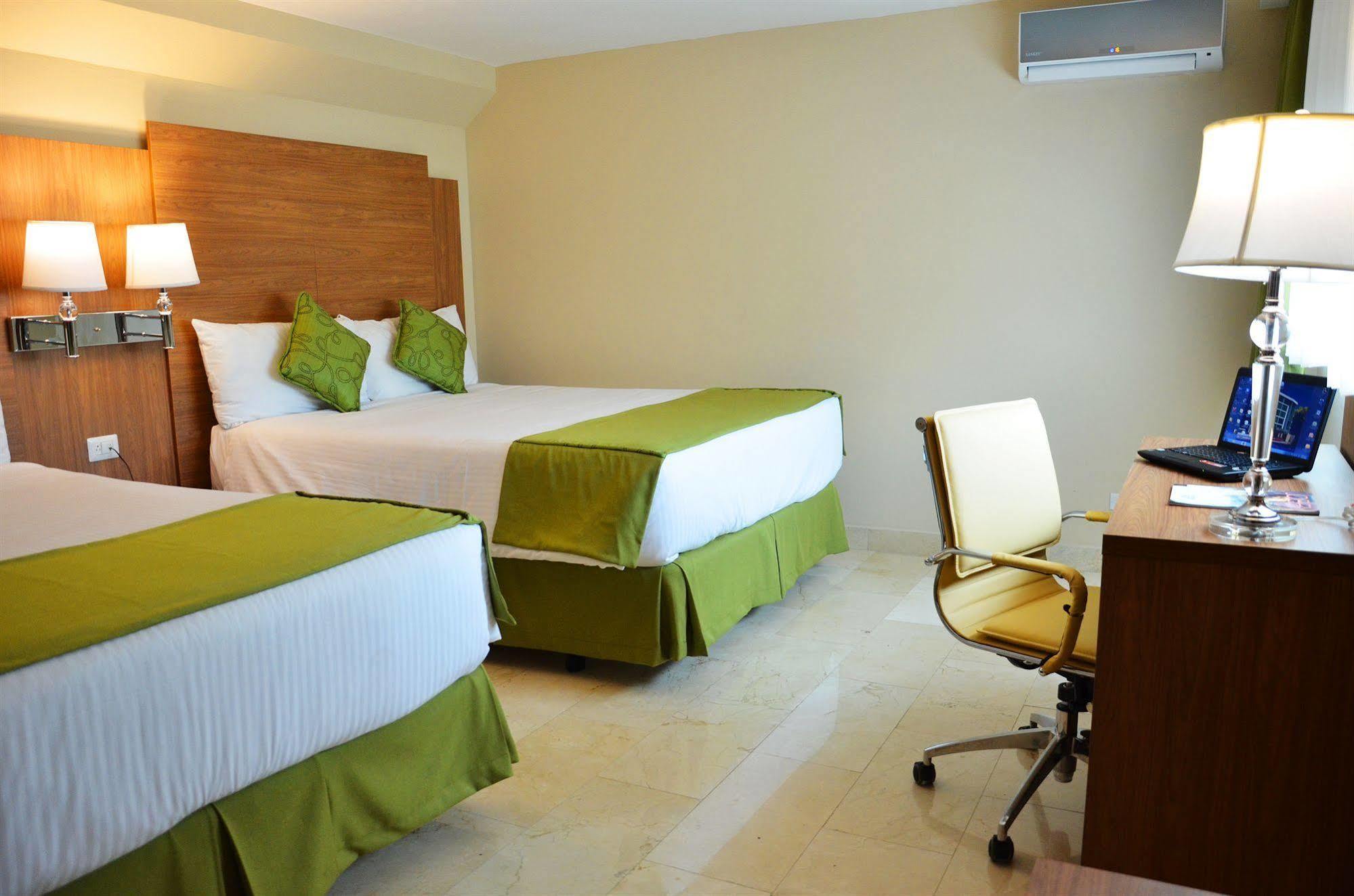 Hotel Suites Ambassador Ciudad de Panamá Exterior foto